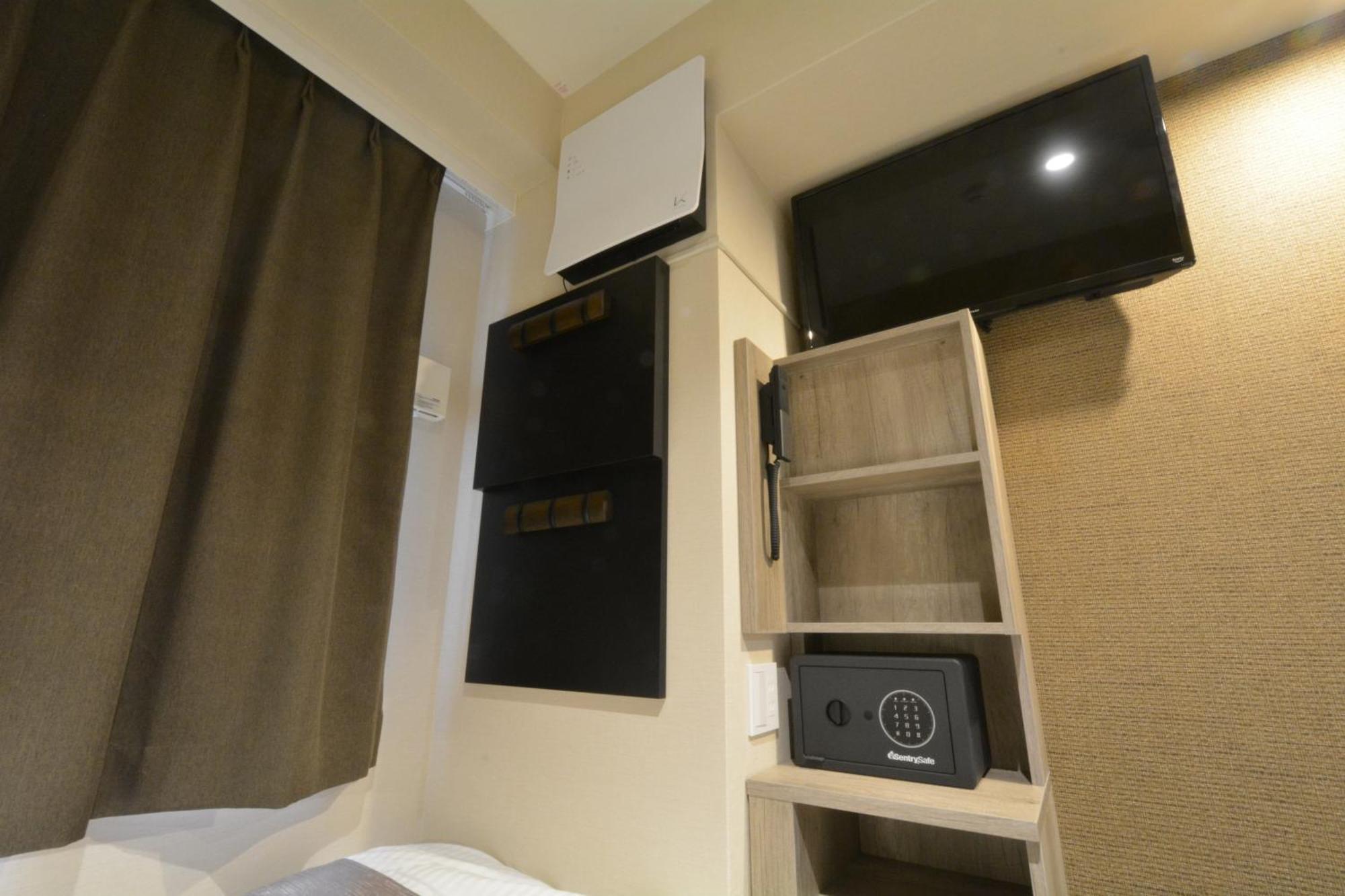 Hotel Sanrriott Shinsaibashi Осака Экстерьер фото