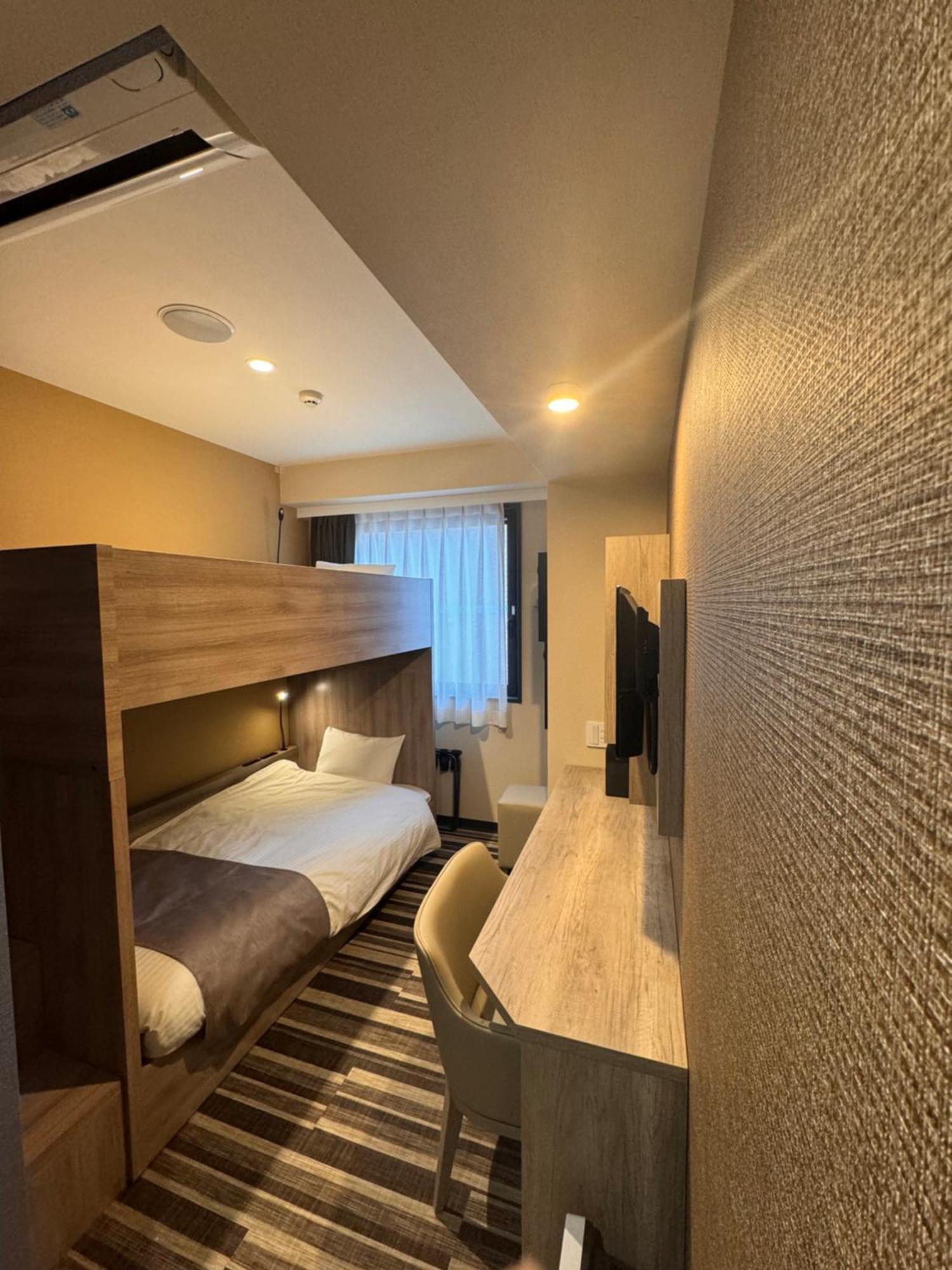 Hotel Sanrriott Shinsaibashi Осака Экстерьер фото